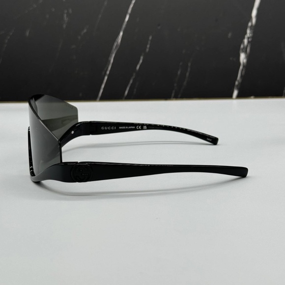 NEW GG1650S 001 GUCCI BLACK SHIELD WOMEN GUCCI SUNGLASSES - Picture 6 of 11